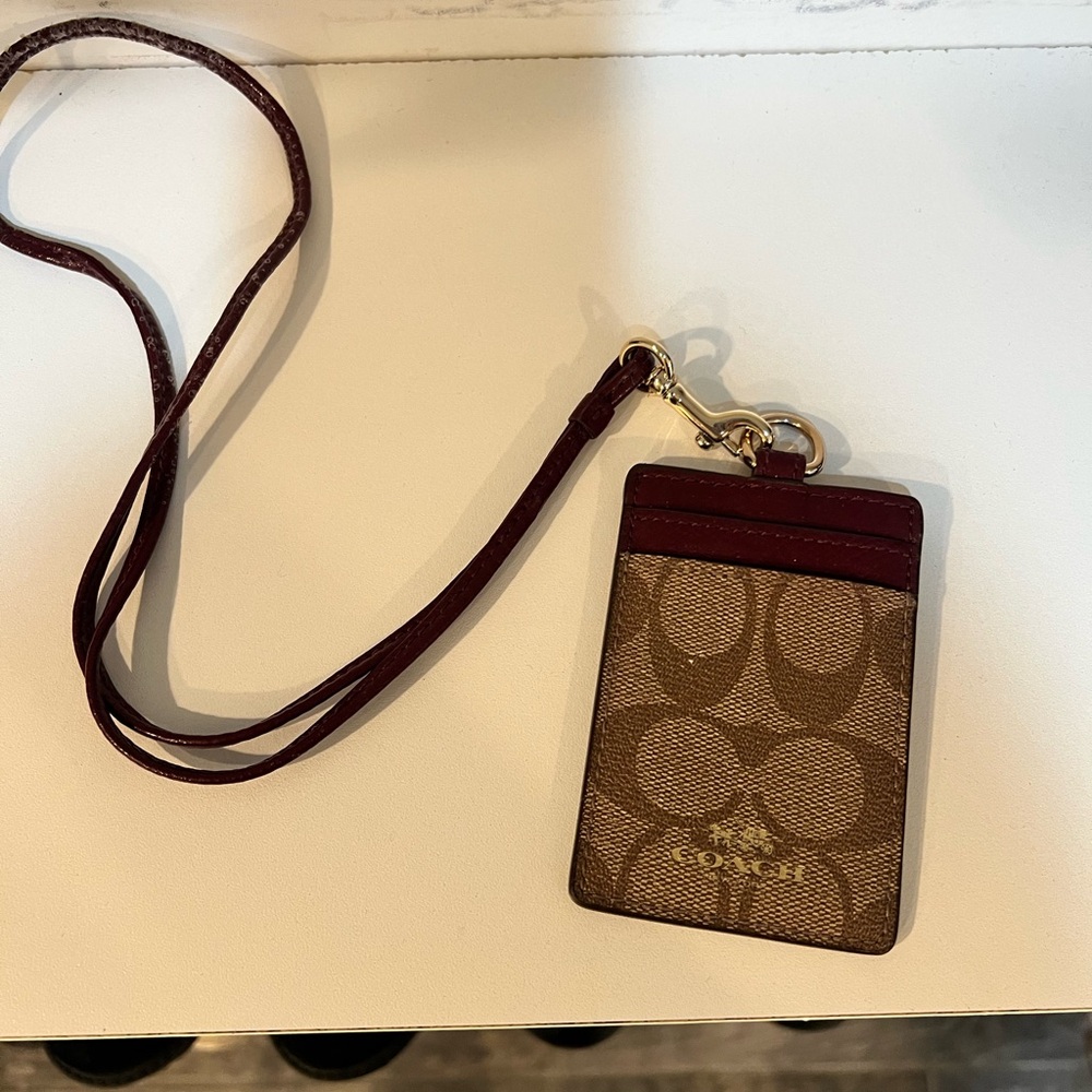 Coach badge tag